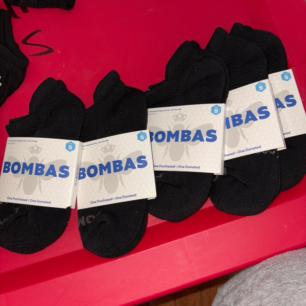 Bombas Men's Black Ankle Socks Sz small - Picture 2 of 4